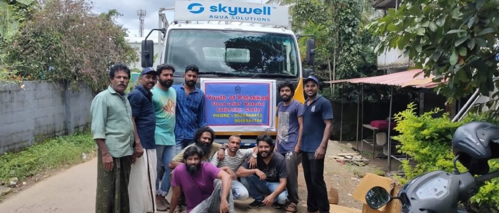Skywell Aqua Solutions and Youth of Palakkad team members with relief materials for Wayanad.