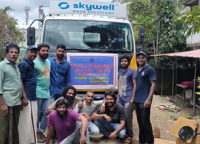 Skywell Aqua Solutions and Youth of Palakkad team members with relief materials for Wayanad.